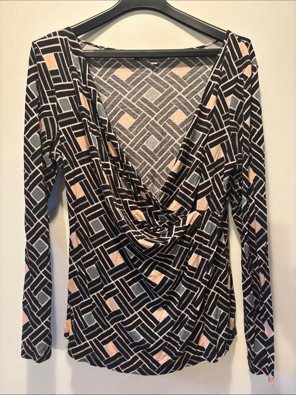 Geometric Print Long-Sleeve Top withDeep V-Neck Front - Black with Blush & Slate